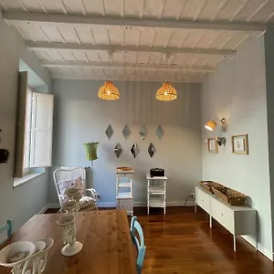  Appartement Holidays At Charme Italie